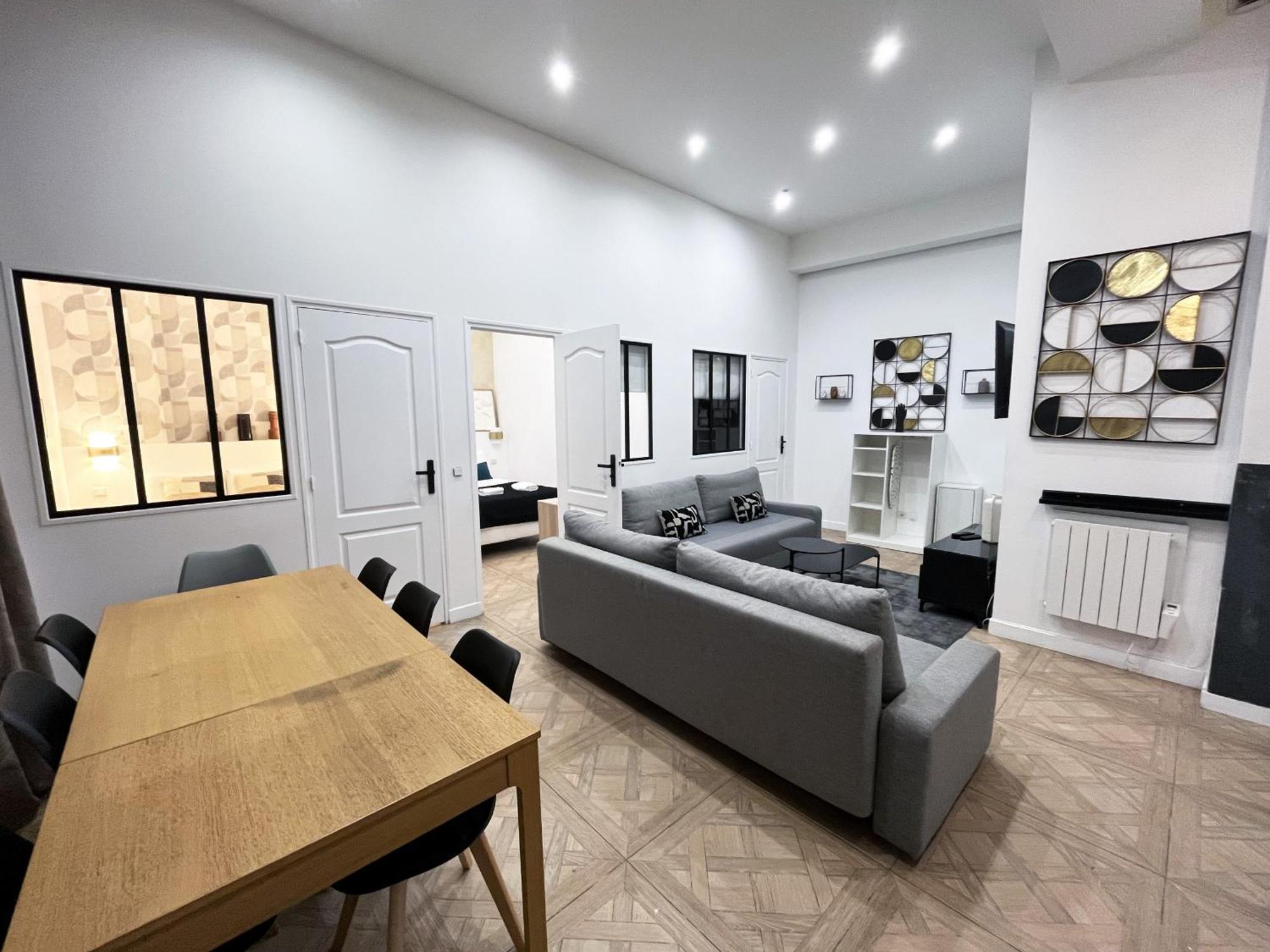 Urban Flat 66 - Pretty 3 Bedroom In * Paris